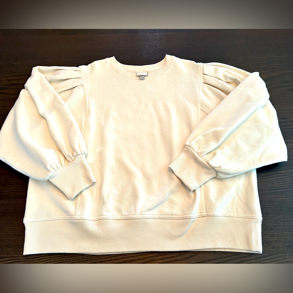 EUC A New Day Cream Fleece Sweatshirt Size L